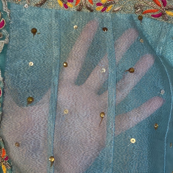 Pret a porter formal outfit (Pakistani) desi wear - Picture 16 of 16